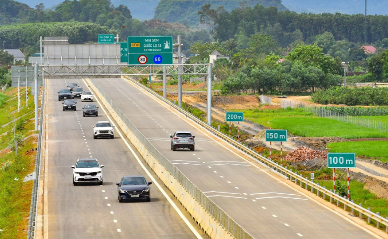 Cao tốc Mai Sơn - Quốc Lộ 45 dài hơn 63km